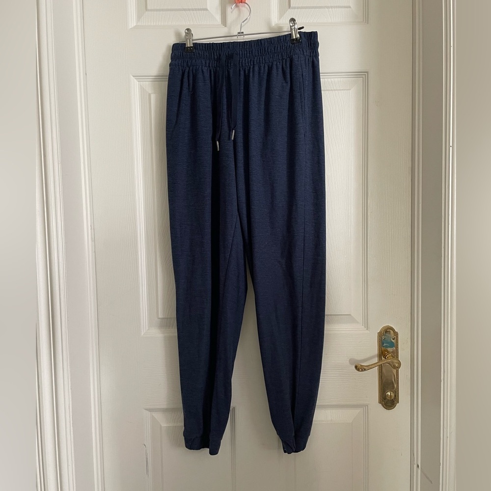 Super soft women’s sweats